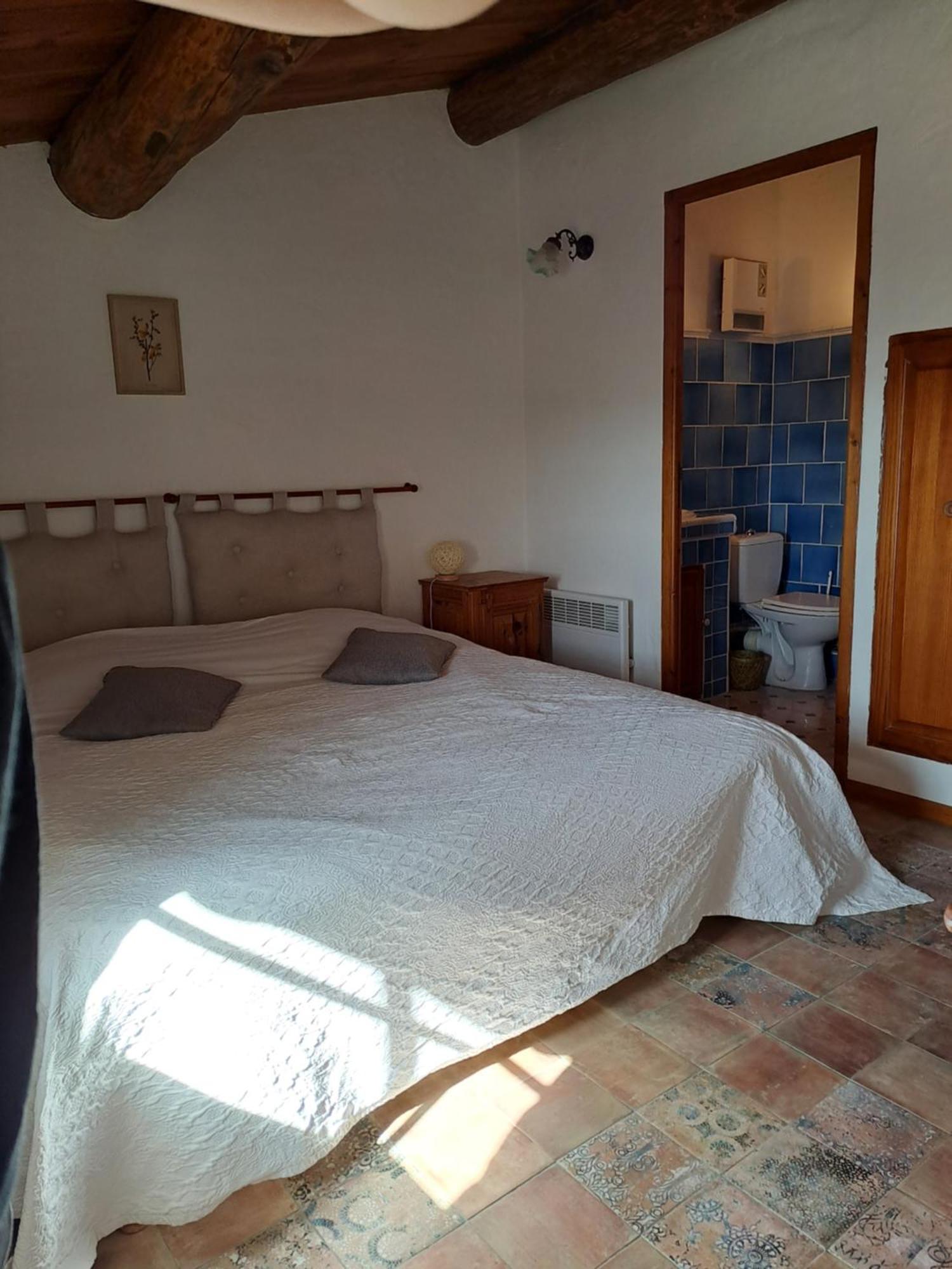 Bed and Breakfast Les Roses Tremieres Bargème Zewnętrze zdjęcie